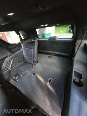 2022 GMC Yukon SLT 4SA - miniatura 14