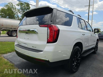 2022 GMC Yukon SLT 4SA - miniatura 3