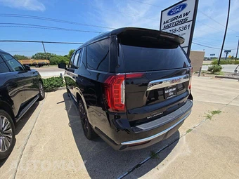 2022 GMC Yukon SLT 4SA - miniatura 2