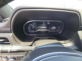 2022 GMC Yukon SLT 4SA - miniatura 9