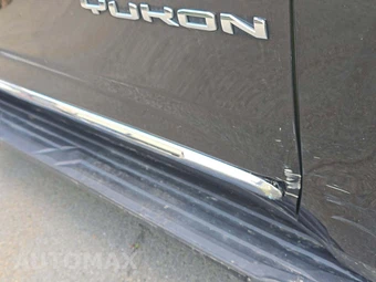 2022 GMC Yukon SLT 4SA - miniatura 32