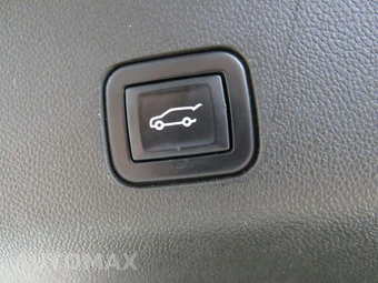 2022 GMC Yukon XL Denali Sport Utility 4D - miniatura 30