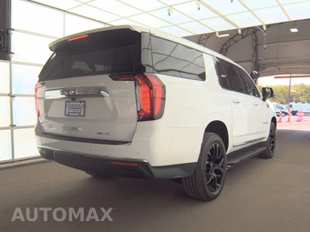 2022 GMC Yukon XL SLT 4SA - miniatura 4