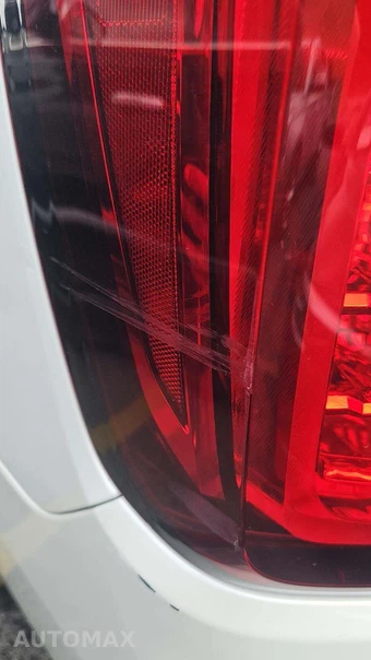 2022 GMC Yukon XL SLT 4SA - miniatura 22