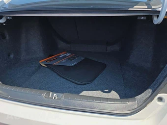 2022 Honda Accord Hybrid EX-L - miniatura 14