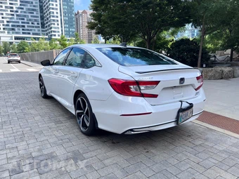 2022 Honda Accord Hybrid Sport - miniatura 8