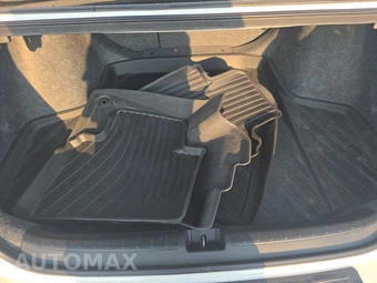 2022 Honda Accord Hybrid Touring - miniatura 16