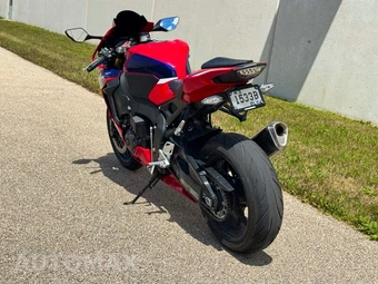 2022 Honda CBR1000RR ABS - miniatura 6