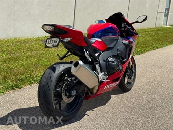 2022 Honda CBR1000RR ABS - miniatura 7