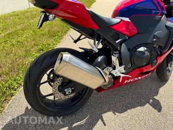 2022 Honda CBR1000RR ABS - miniatura 8