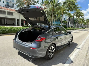 2022 Honda Civic Hatchback EX-L - miniatura 11
