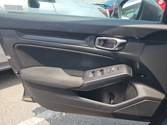 2022 Honda Civic Sedan LX - miniatura 9