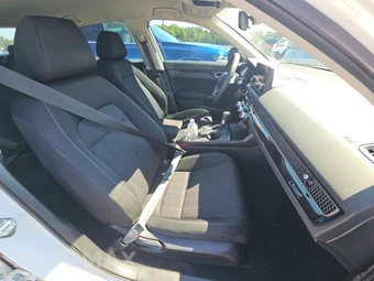 2022 Honda Civic Sedan LX - miniatura 8