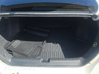 2022 Honda Insight EX - miniatura 16