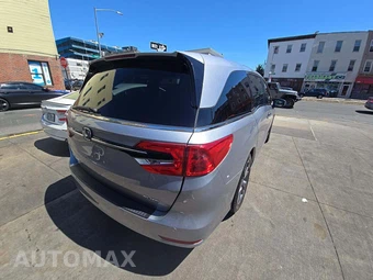 2022 Honda Odyssey Elite 118.1" WB - miniatura 3
