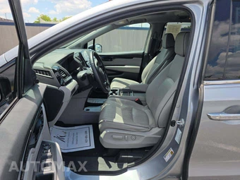 2022 Honda Odyssey Elite 118.1" WB - miniatura 3