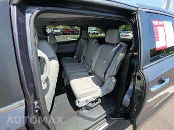 2022 Honda Odyssey Touring 118.1" WB - miniatura 13