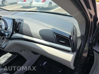 2022 Honda Odyssey Touring 118.1" WB - miniatura 20