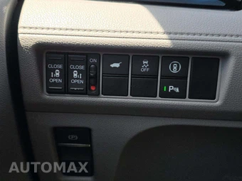 2022 Honda Odyssey Touring 118.1" WB - miniatura 36