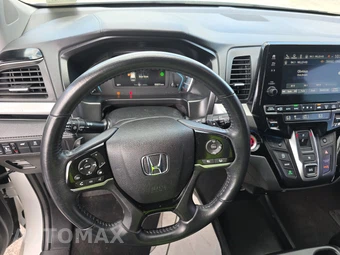 2022 Honda Odyssey Touring 118.1" WB - miniatura 10