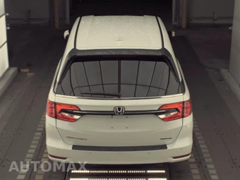 2022 Honda Odyssey Touring 118.1" WB - miniatura 5