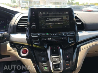 2022 Honda Odyssey Touring 118.1" WB - miniatura 10