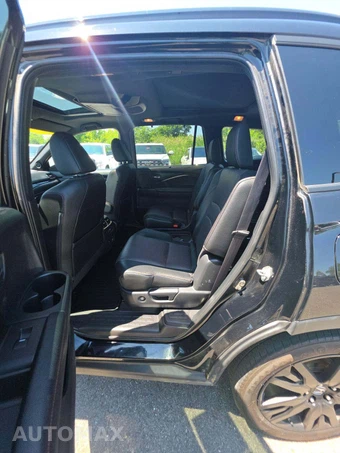 2022 Honda Pilot Black Edition - miniatura 10