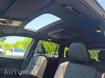 2022 Honda Pilot Black Edition - miniatura 8