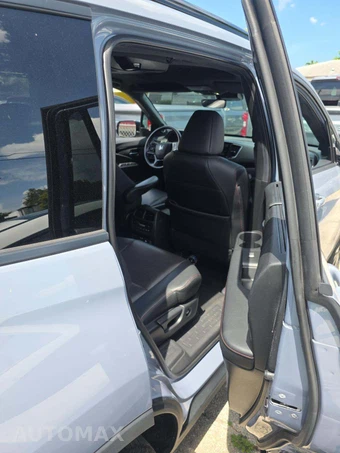 2022 Honda Pilot Black Edition - miniatura 17