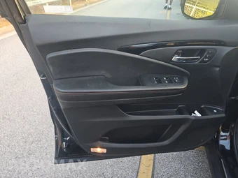 2022 Honda Ridgeline Black Edition Crew Cab Medium Bed - miniatura 9