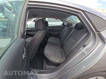 2022 Hyundai Accent SE – miniatura 13