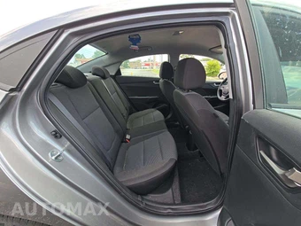 2022 Hyundai Accent SE – miniatura 16