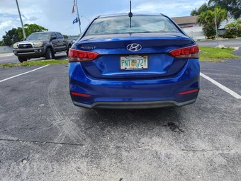 2022 Hyundai Accent SEL - miniatura 15