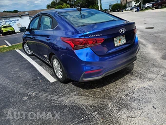 2022 Hyundai Accent SEL - miniatura 16