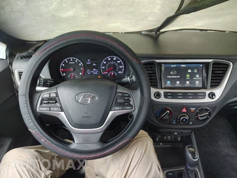 2022 Hyundai Accent SEL - miniatura 20