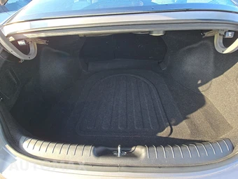 2022 Hyundai Elantra Hybrid Limited - miniatura 16