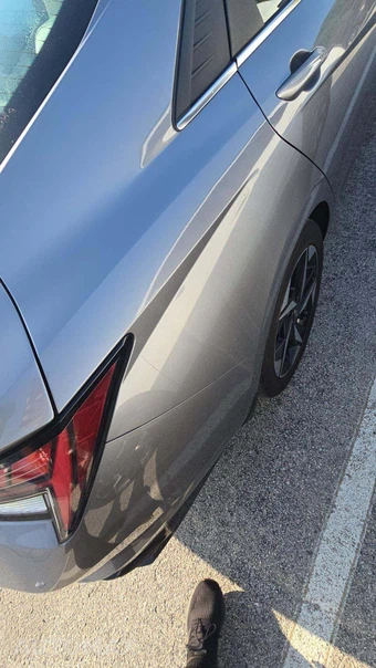 2022 Hyundai Elantra Hybrid Limited - miniatura 18