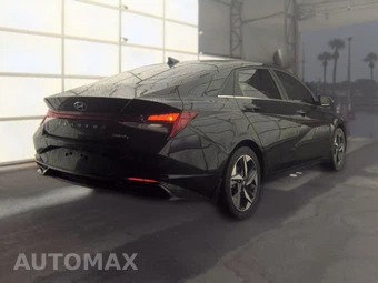 2022 Hyundai Elantra Limited - miniatura 4