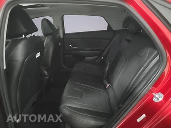 2022 Hyundai Elantra Limited - miniatura 13