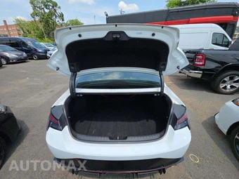 2022 Hyundai Elantra N - miniatura 14