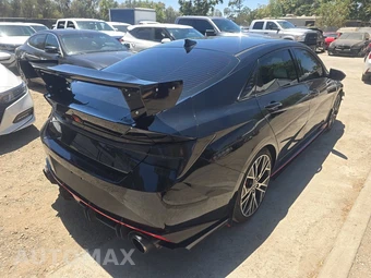 2022 Hyundai Elantra N - miniatura 4