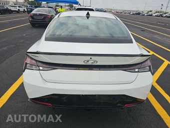 2022 Hyundai Elantra N Line – miniatura 5