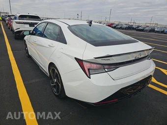 2022 Hyundai Elantra N Line – miniatura 6