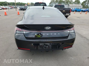 2022 Hyundai Elantra N Line - miniatura 5
