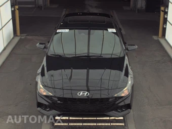 2022 Hyundai Elantra N Line - miniatura 2