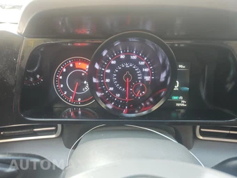 2022 Hyundai Elantra SE - miniatura 12
