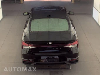 2022 Hyundai Elantra SE - miniatura 5