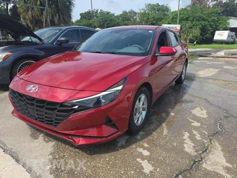 2022 Hyundai Elantra SE