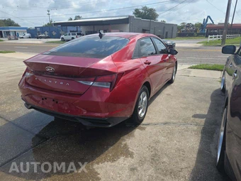 2022 Hyundai Elantra SE - miniatura 3
