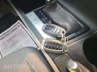 2022 Hyundai Elantra SEL - miniatura 5
